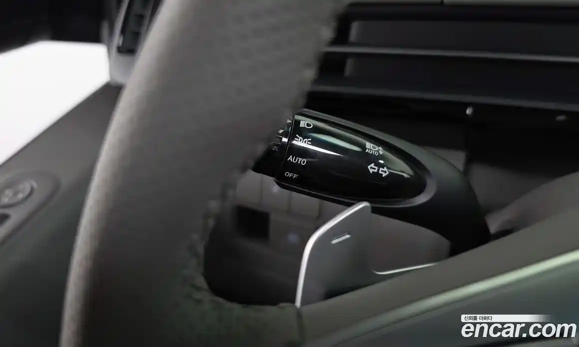 Hyundai Staria 2021 3.5 автомат (гидро), фото 26