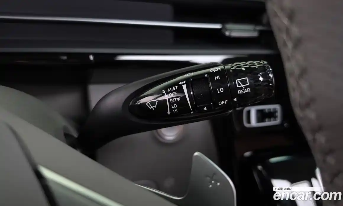 Hyundai Staria 2021 3.5 автомат (гидро), фото 30