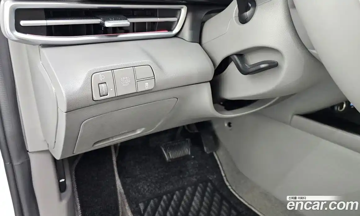 Hyundai Avante 2025 1.6 автомат (гидро), фото 19