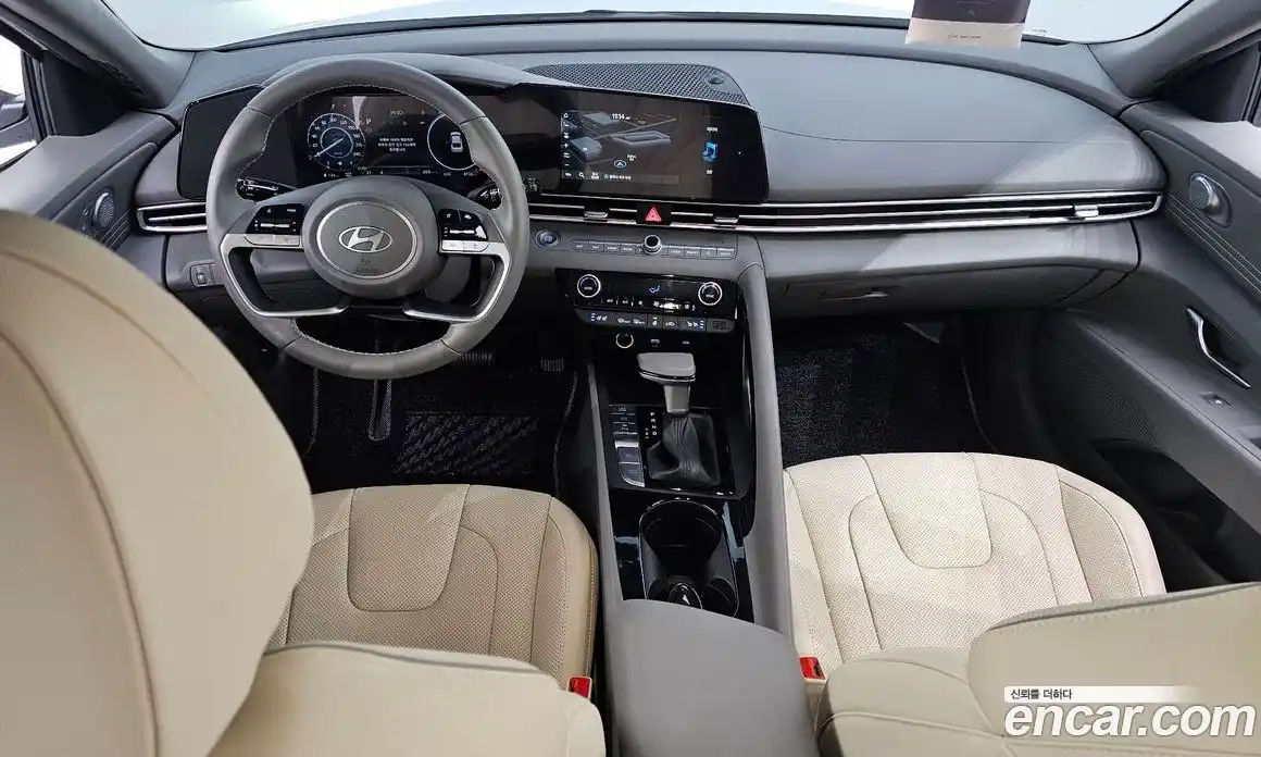 Hyundai Avante 2025 1.6 автомат (гидро), фото 7