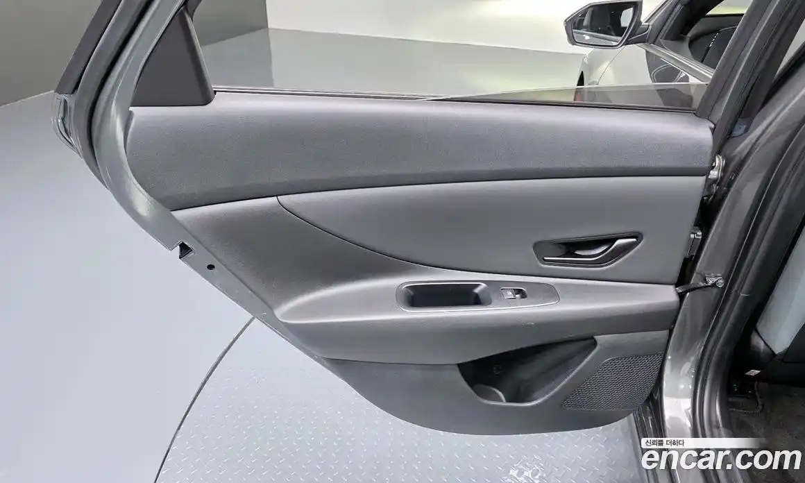 Hyundai Avante 2025 1.6 автомат (гидро), фото 15