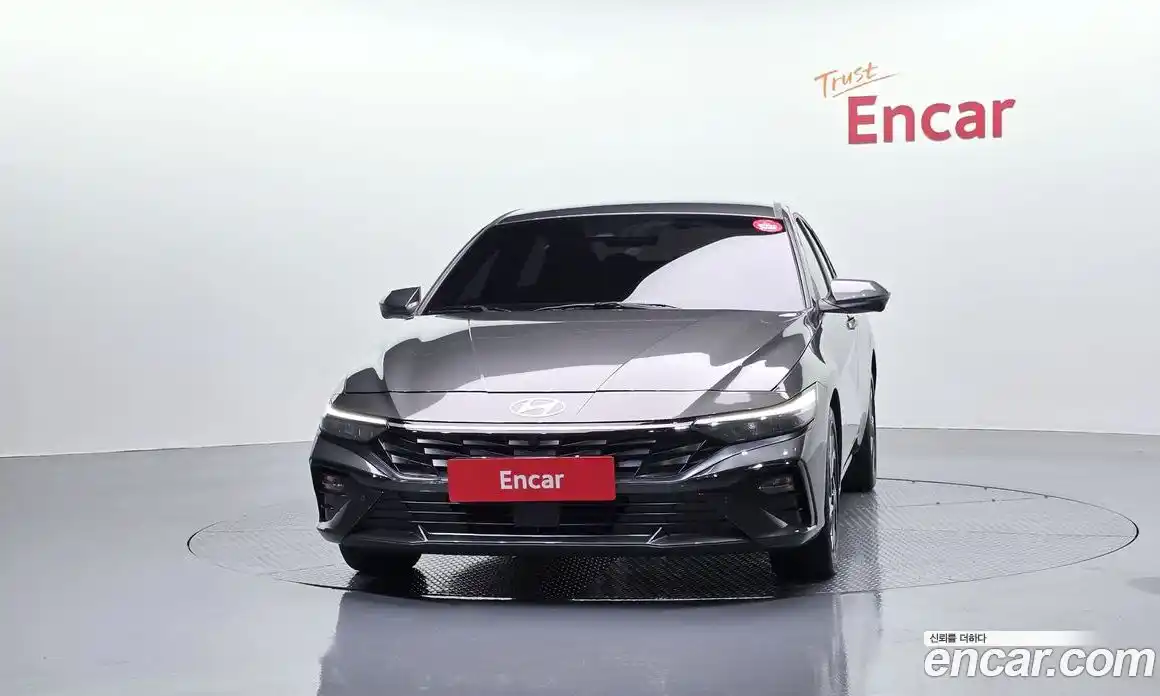 Hyundai Avante 2025 1.6 автомат (гидро), фото 3