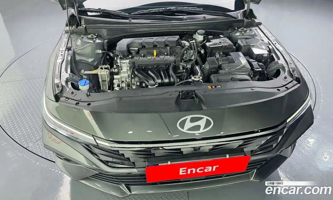 Hyundai Avante 2025 1.6 автомат (гидро), фото 6