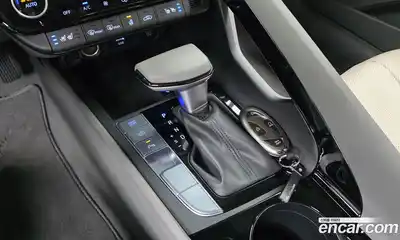 Hyundai Avante 2024 1.6 автомат (гидро), миниатюра 12