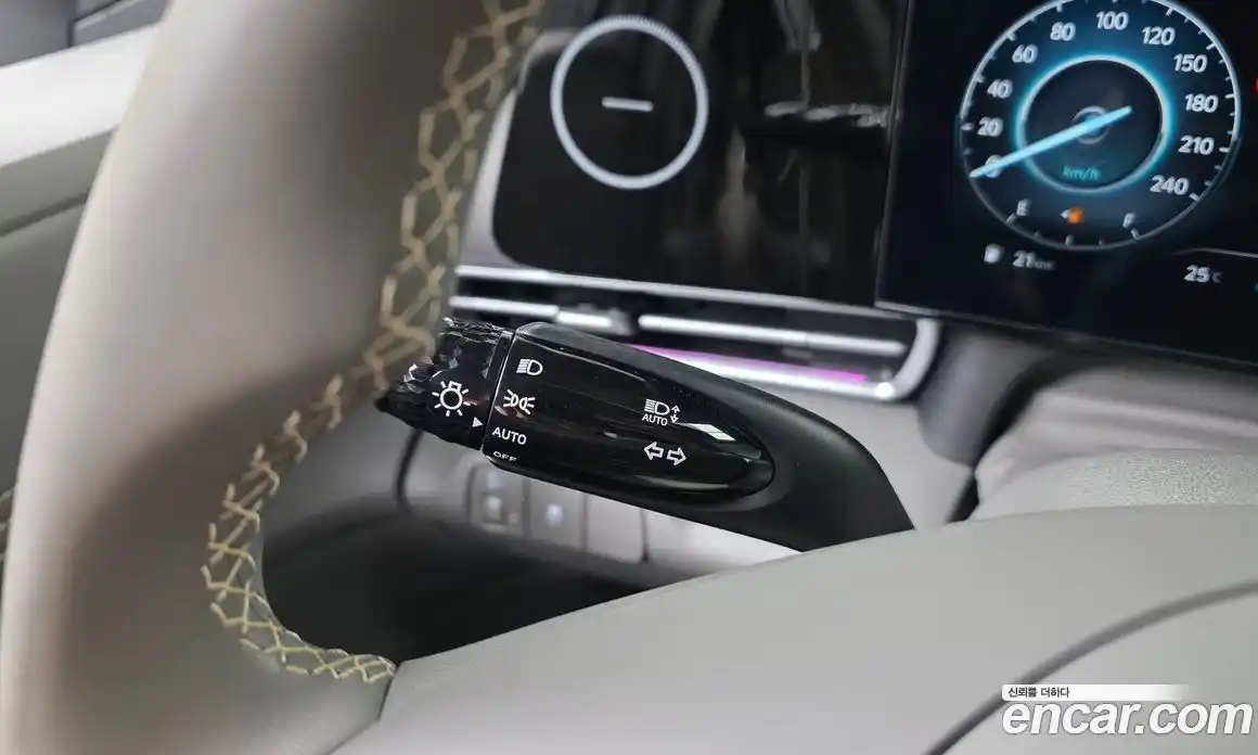 Hyundai Avante 2024 1.6 автомат (гидро), фото 28