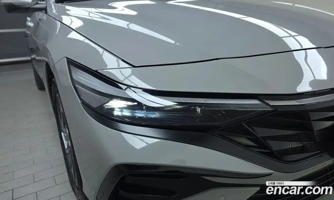 Hyundai Avante 2024 1.6 автомат (гидро), фото 8