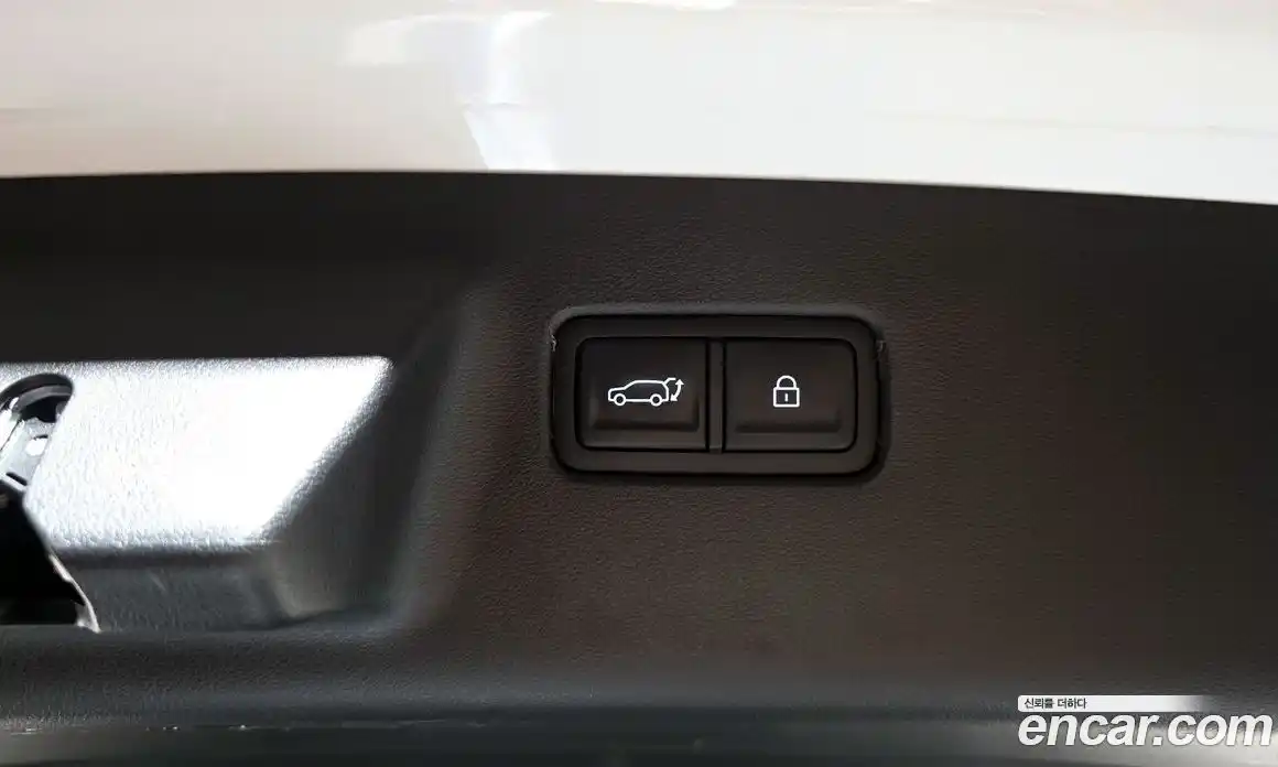 Hyundai Santa Fe 2023 1.6 автомат (гидро), фото 15