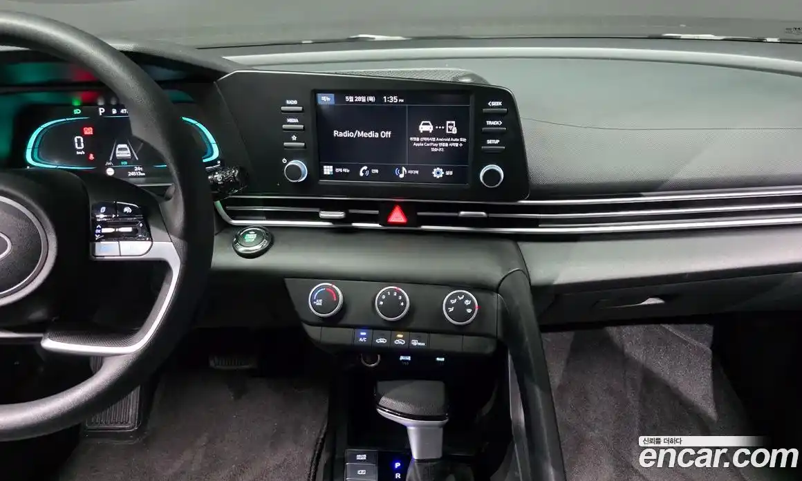 Hyundai Avante 2024 1.6 автомат (гидро), фото 15