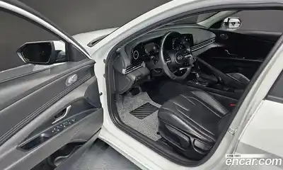 Hyundai Avante 2024 1.6 автомат (гидро), миниатюра 10