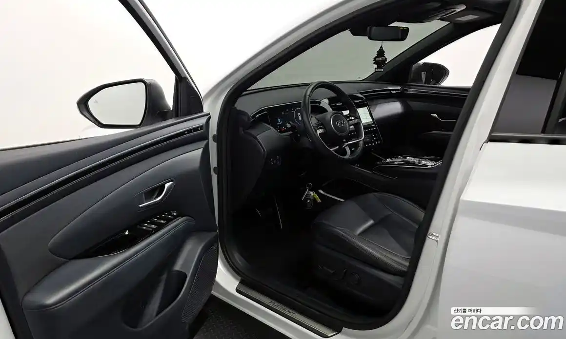 Hyundai Tucson 2023 1.6 автомат (гидро), фото 13