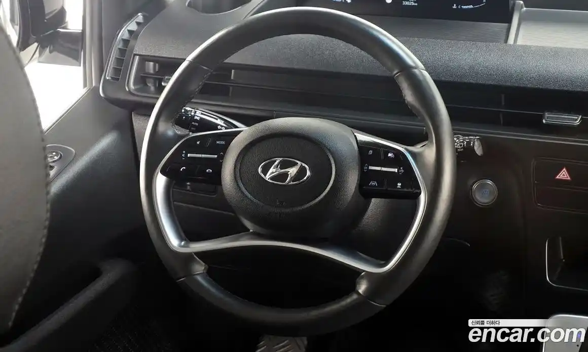 Hyundai Staria 2021 2.2 автомат (гидро), фото 18