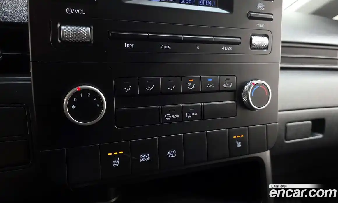 Hyundai Staria 2021 2.2 автомат (гидро), фото 24