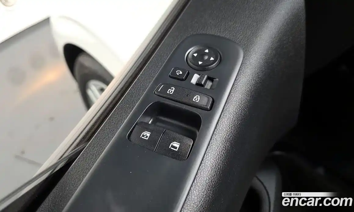 Hyundai Staria 2021 2.2 автомат (гидро), фото 25