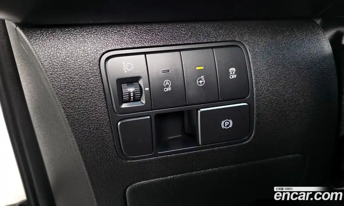 Hyundai Staria 2021 2.2 автомат (гидро), фото 26