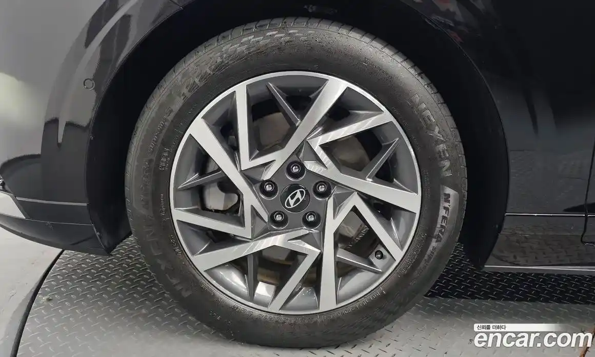 Hyundai Grandeur 2024 3.5 автомат (гидро), фото 5