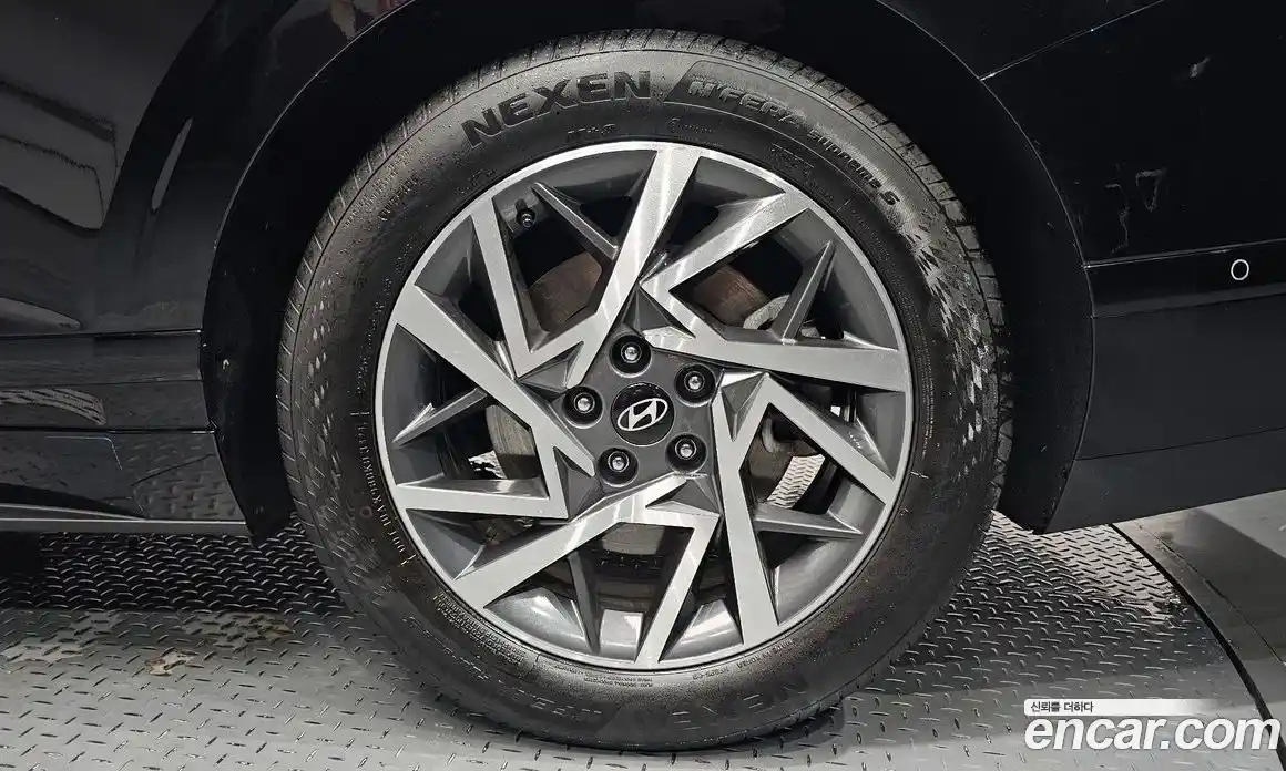 Hyundai Grandeur 2024 3.5 автомат (гидро), фото 7