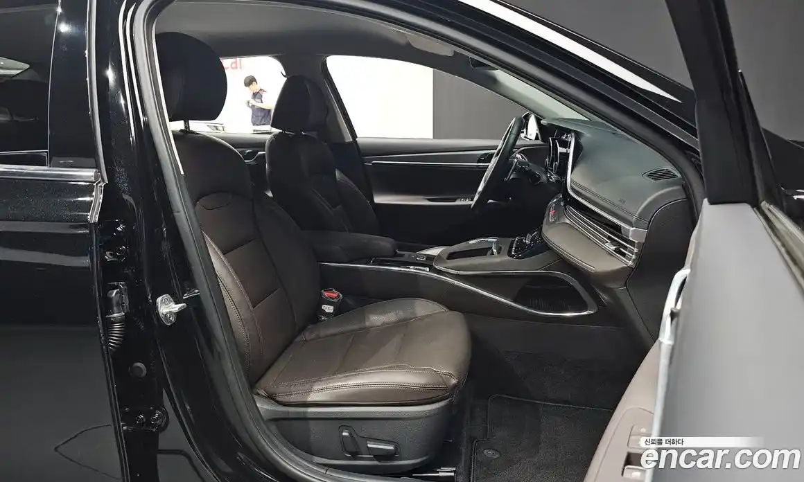 Hyundai Grandeur 2022 3.3 автомат (гидро), фото 13