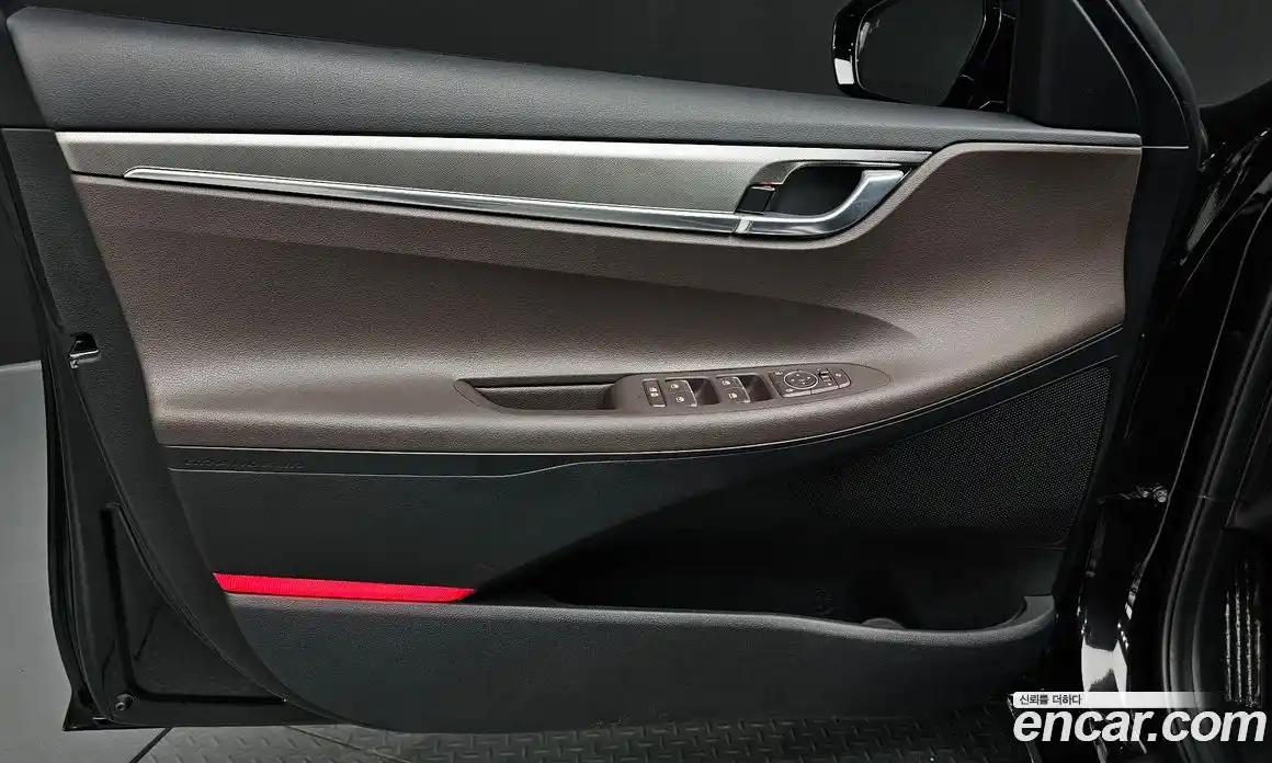 Hyundai Grandeur 2022 3.3 автомат (гидро), фото 14