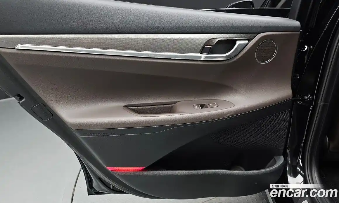 Hyundai Grandeur 2022 3.3 автомат (гидро), фото 15