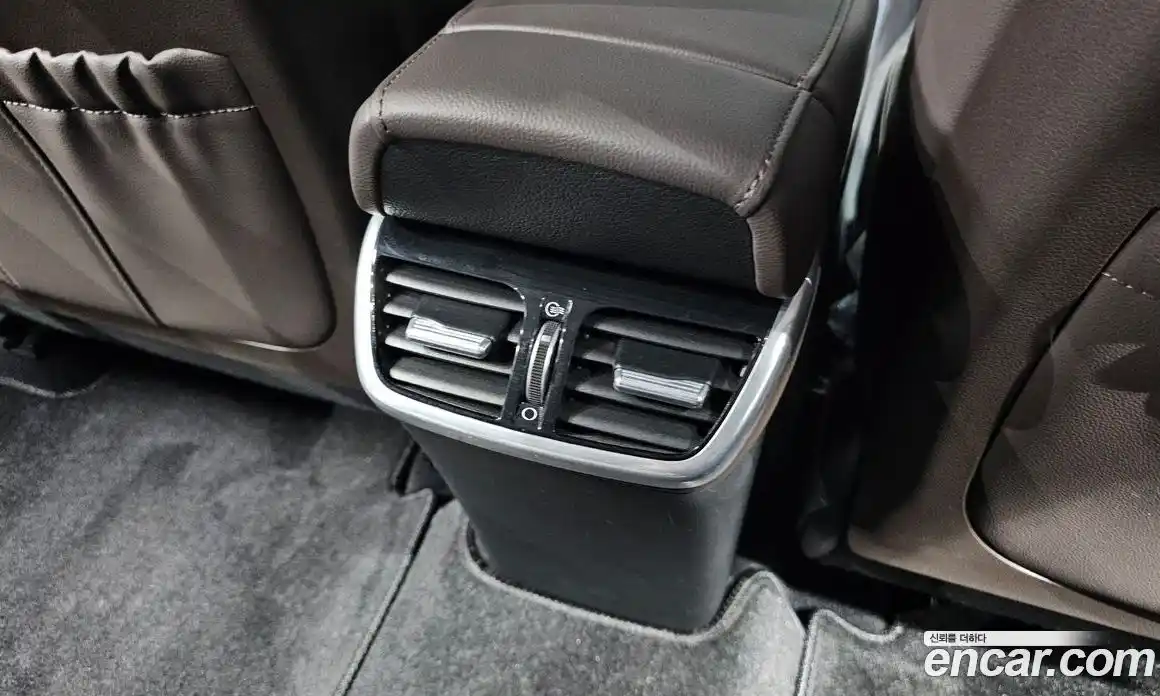 Hyundai Grandeur 2022 3.3 автомат (гидро), фото 31