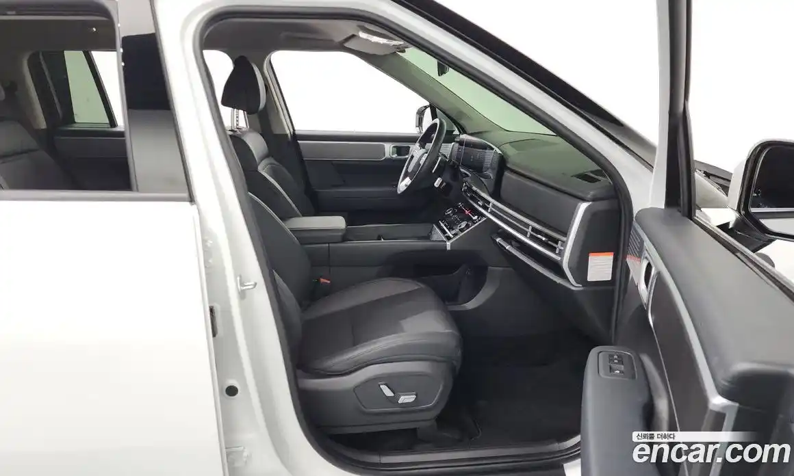 Hyundai Santa Fe 2023 1.6 автомат (гидро), фото 16