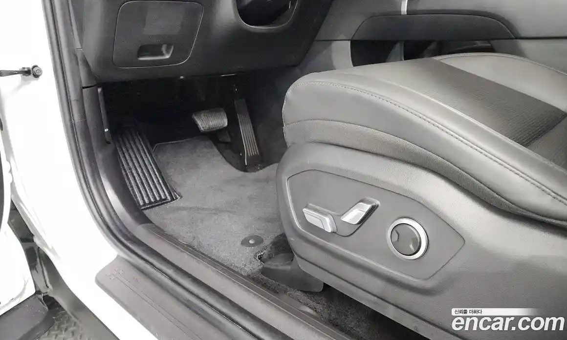 Hyundai Santa Fe 2023 1.6 автомат (гидро), фото 30