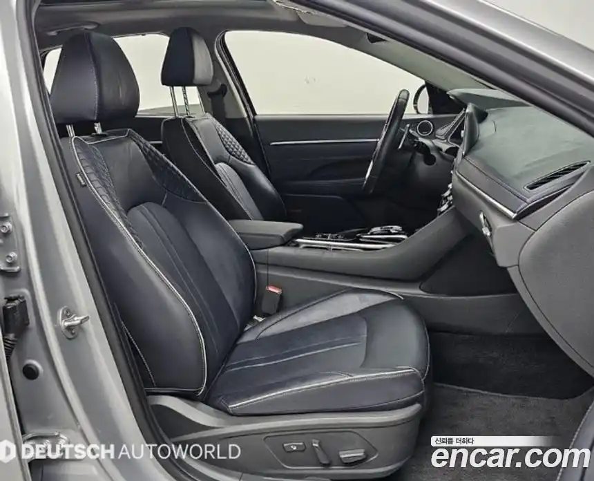 Hyundai Sonata 2023 1.6 автомат (гидро), фото 10