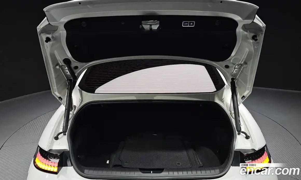 Hyundai Ioniq 6 2023 0.1 автомат (гидро), фото 25