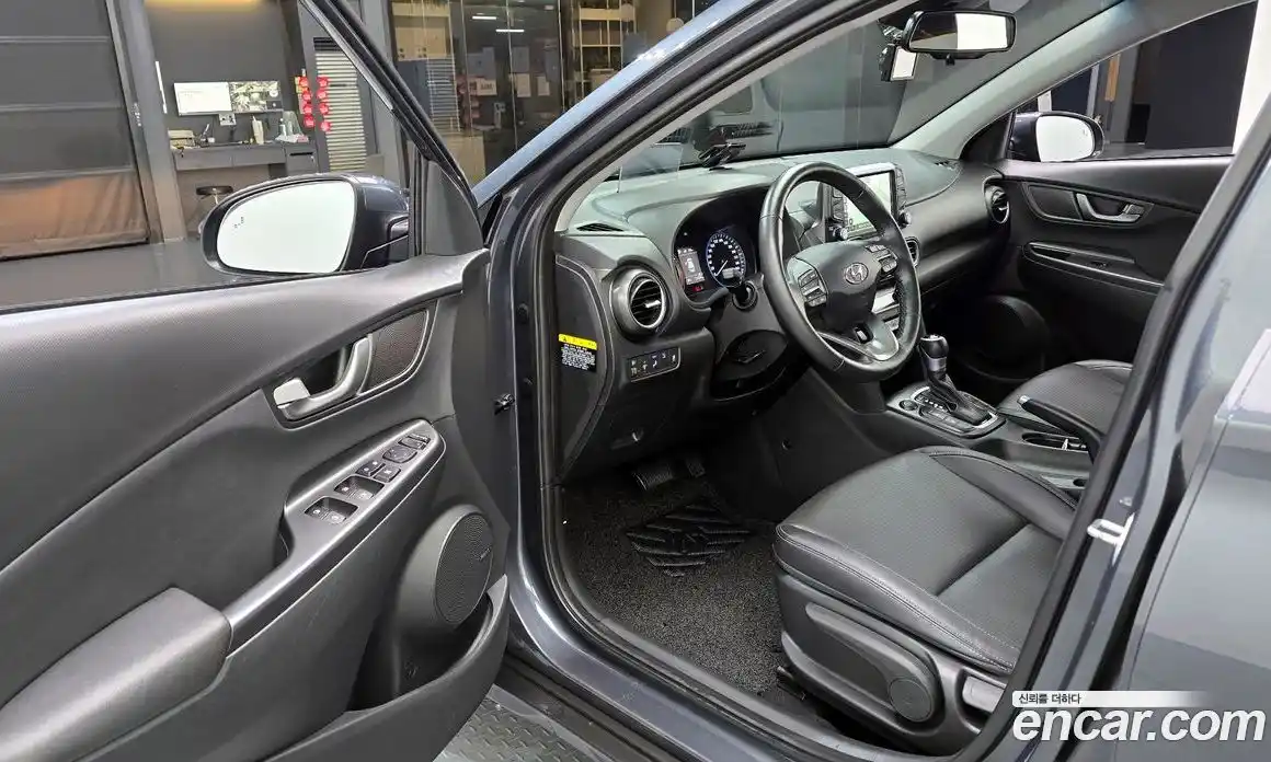 Hyundai Kona 2019 1.6 автомат (гидро), фото 13
