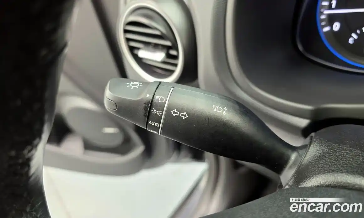 Hyundai Kona 2019 1.6 автомат (гидро), фото 22