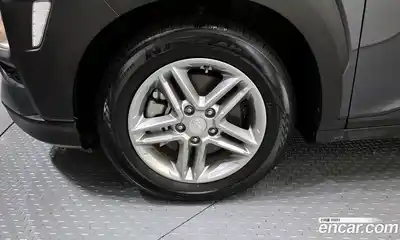 Hyundai Kona 2019 1.6 автомат (гидро), миниатюра 5