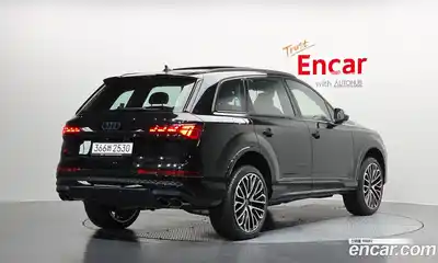 Audi SQ7 2026 4.0 автомат (гидро), миниатюра 2