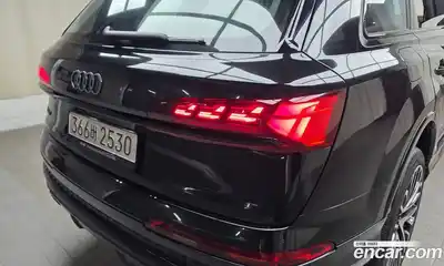 Audi SQ7 2026 4.0 автомат (гидро), миниатюра 9