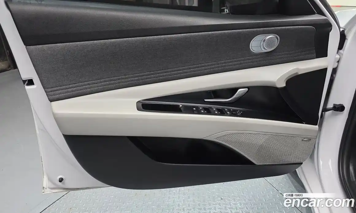 Hyundai Avante 2020 1.6 автомат (гидро), фото 15