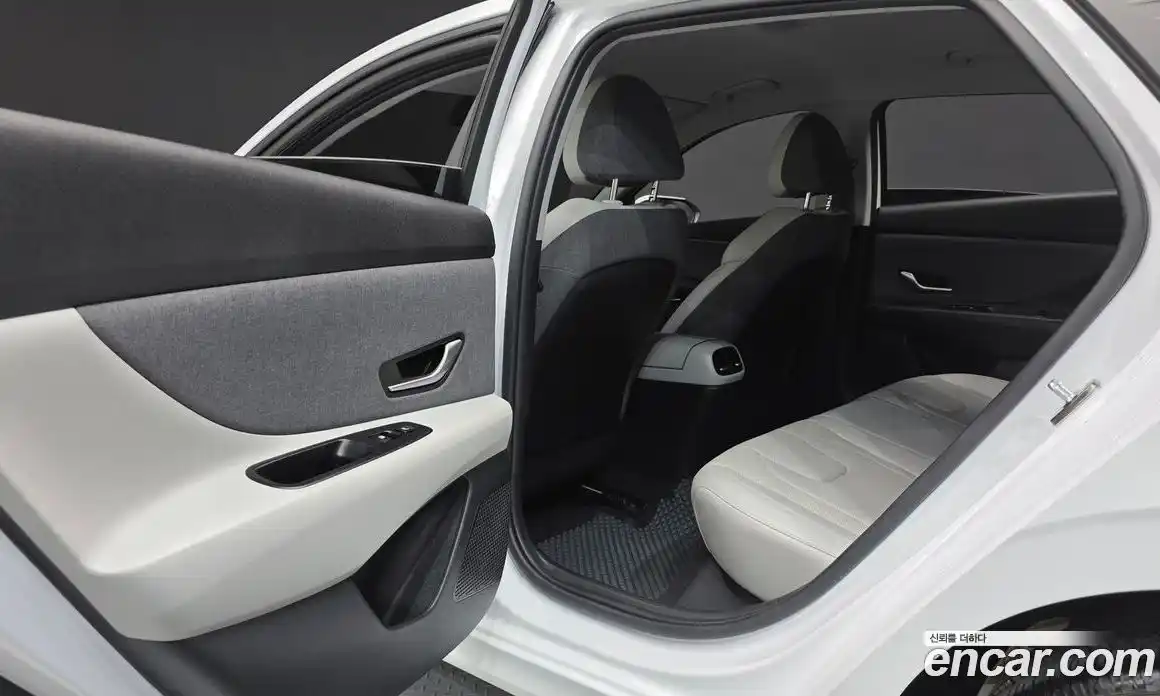 Hyundai Avante 2020 1.6 автомат (гидро), фото 33