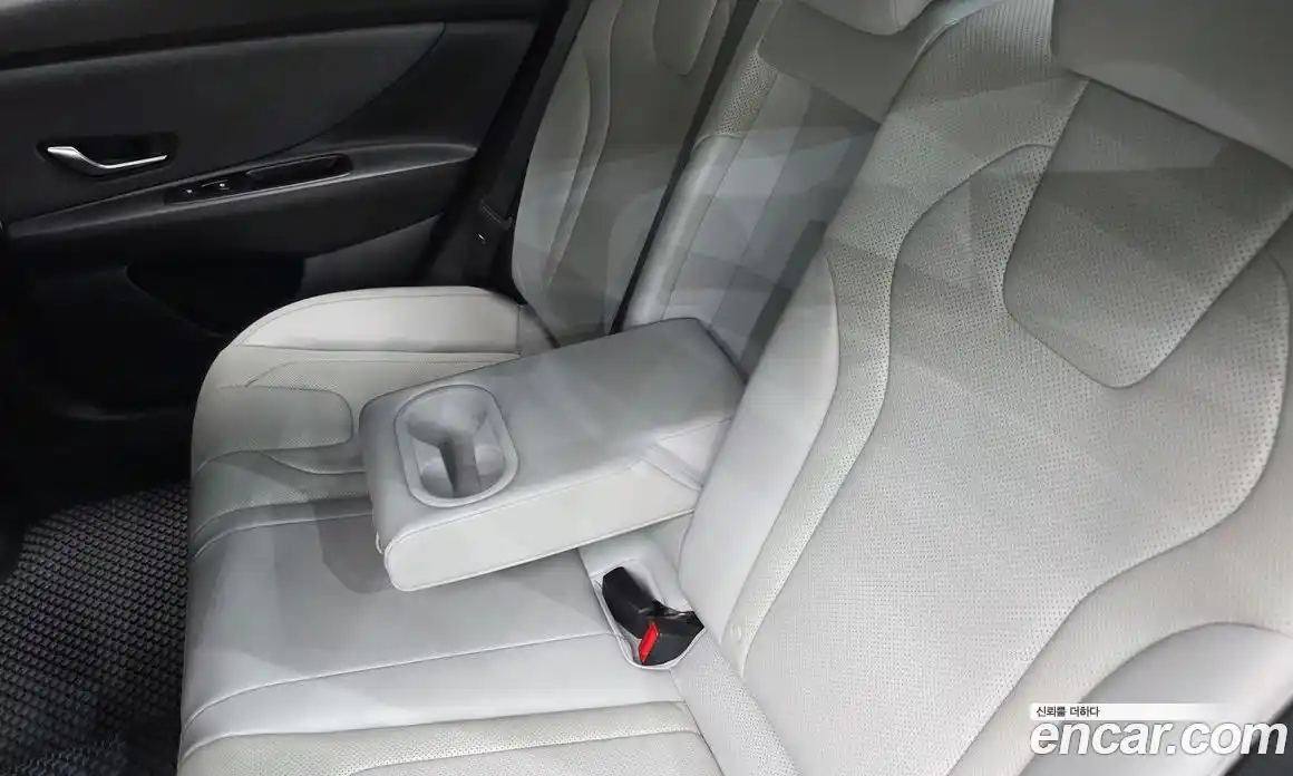 Hyundai Avante 2020 1.6 автомат (гидро), фото 36