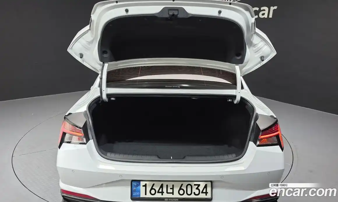 Hyundai Avante 2020 1.6 автомат (гидро), фото 38