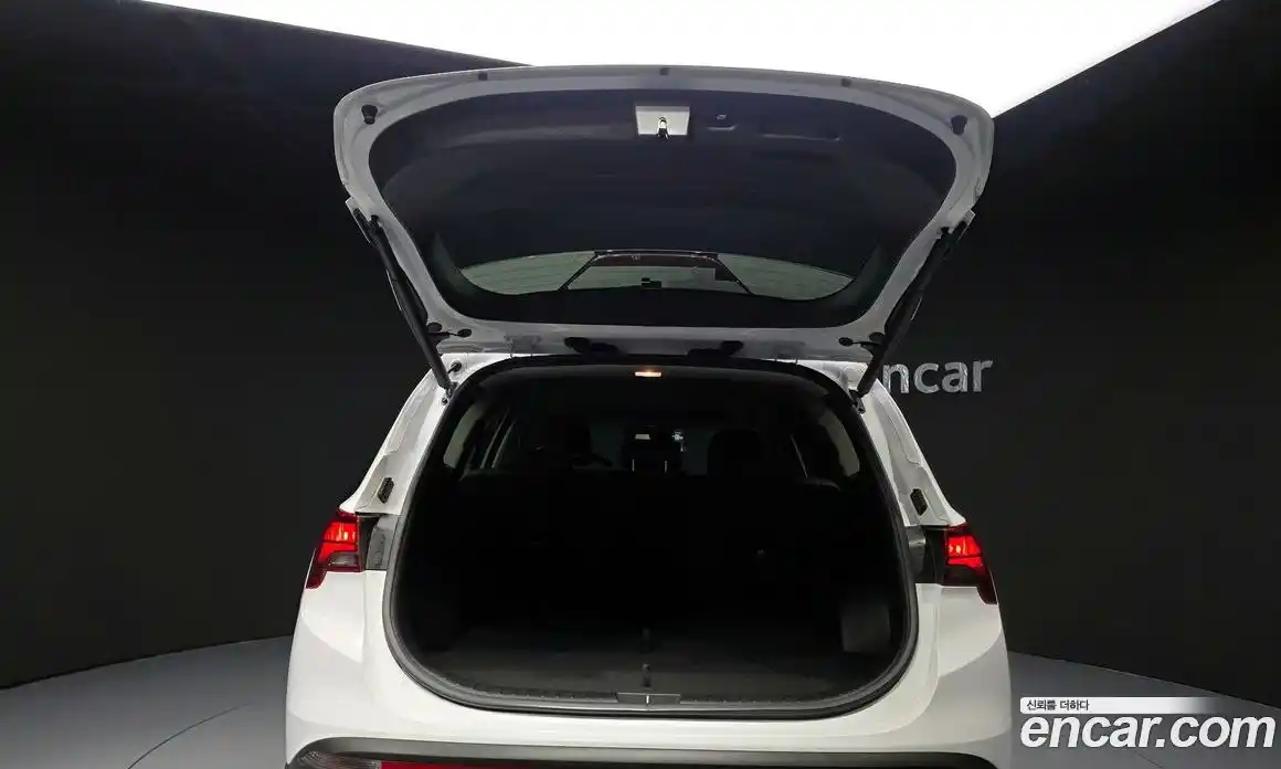 Hyundai Santa Fe 2021 1.6 автомат (гидро), фото 25