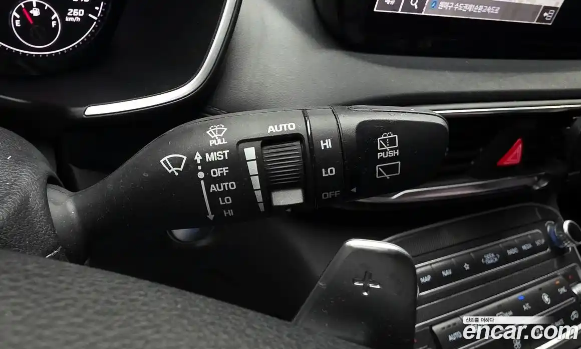 Hyundai Santa Fe 2021 1.6 автомат (гидро), фото 28