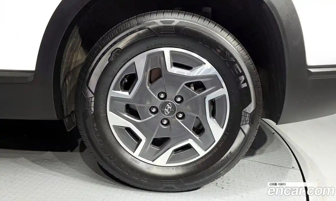 Hyundai Santa Fe 2021 1.6 автомат (гидро), фото 7