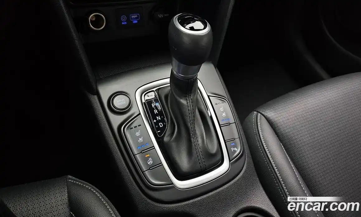 Hyundai Kona 2018 1.6 автомат (гидро), фото 11