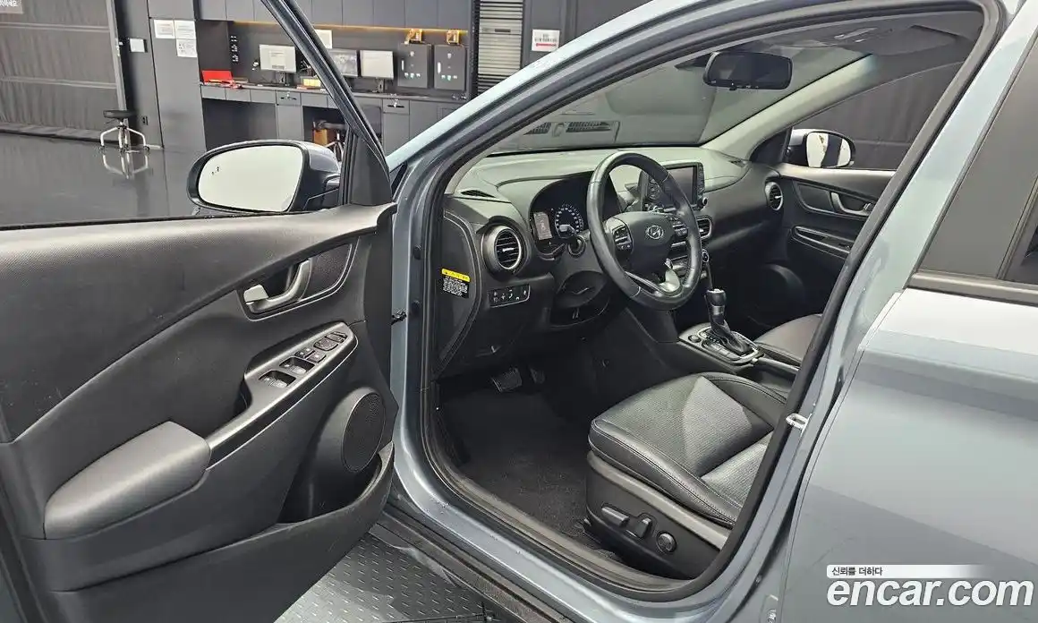 Hyundai Kona 2018 1.6 автомат (гидро), фото 12