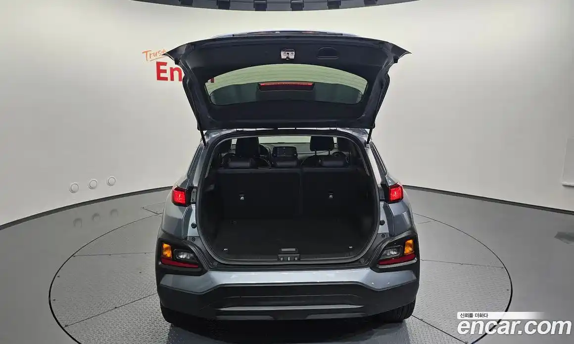 Hyundai Kona 2018 1.6 автомат (гидро), фото 29