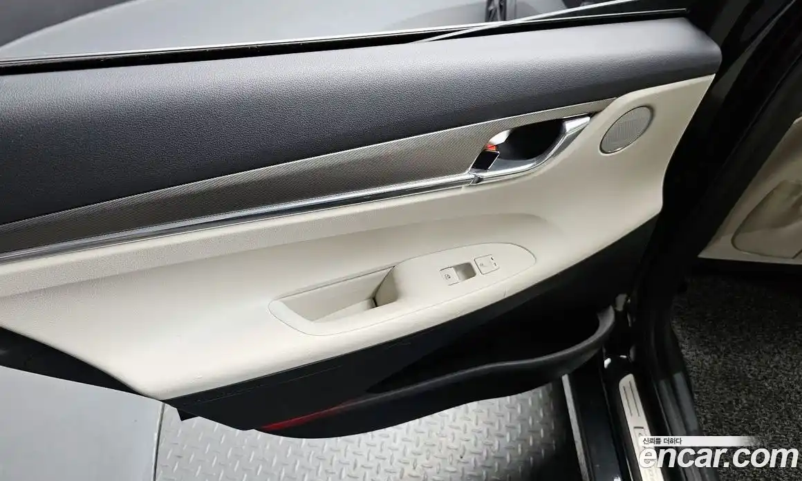 Hyundai Grandeur 2022 2.5 автомат (гидро), фото 14