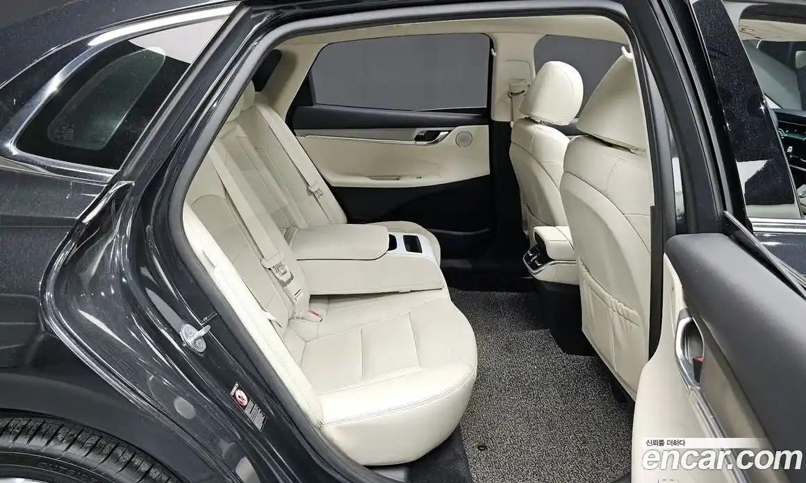 Hyundai Grandeur 2022 2.5 автомат (гидро), фото 16