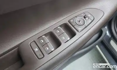 Hyundai Grandeur 2017 2.4 автомат (гидро), миниатюра 12