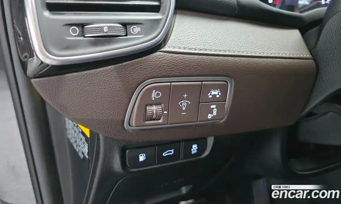 Hyundai Grandeur 2017 2.4 автомат (гидро), фото 13