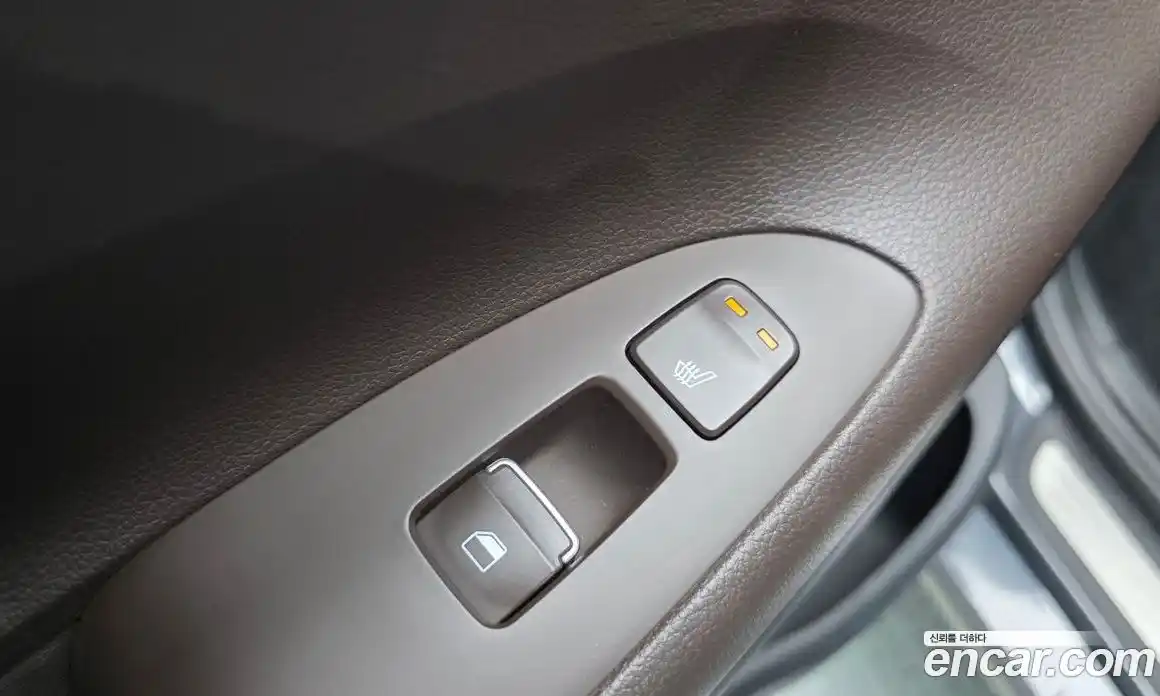 Hyundai Grandeur 2017 2.4 автомат (гидро), фото 19