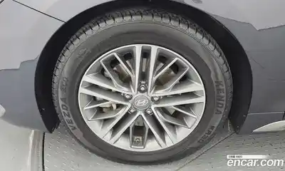 Hyundai Grandeur 2017 2.4 автомат (гидро), миниатюра 5