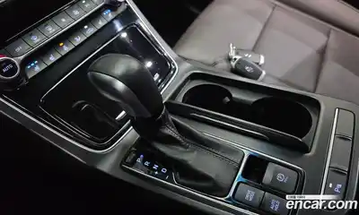 Hyundai Grandeur 2017 2.4 автомат (гидро), миниатюра 9